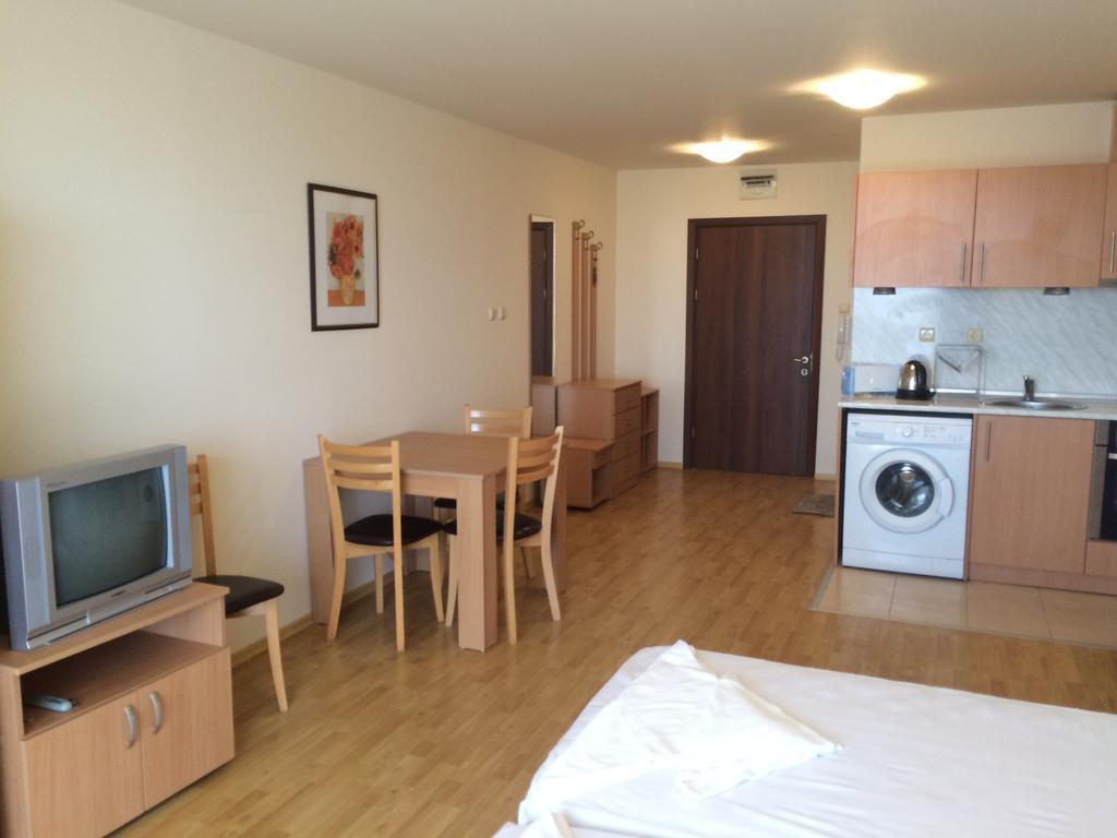 Panorama Beach Apartments Nesebar Room photo